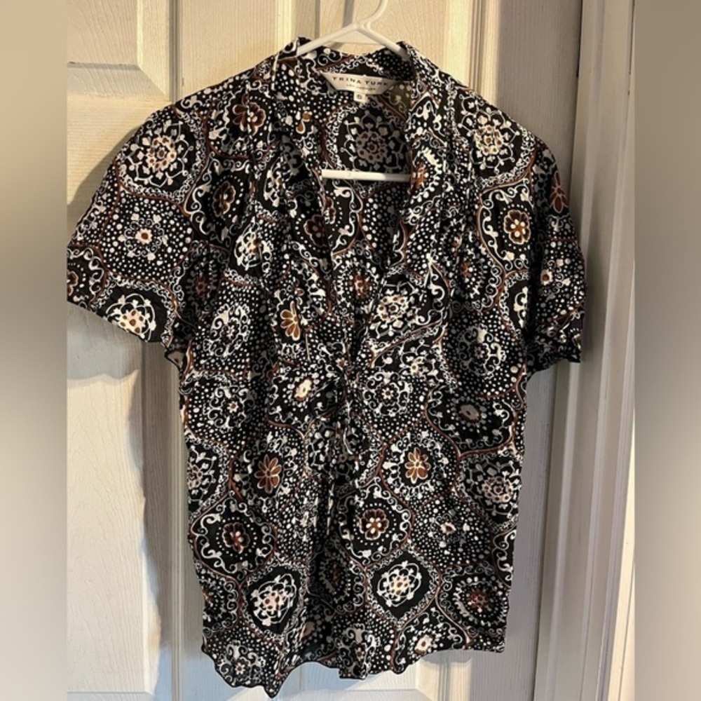 Trina Turk Cotton Silk Flutter Sleeve Blouse Size Small Black, White, Brown